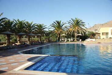 هتل Lemnos Village Resort