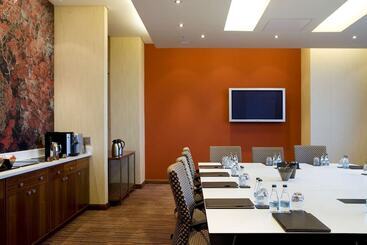 酒店 Sandton Sun And Towers