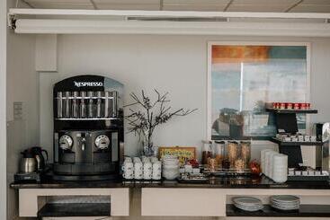 Отель Innside By Meliá Alicante Porta Maris