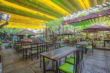 Yasaka Saigon Nha Trang Hotel & Spa