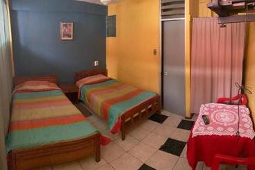 پانسیون Hostal Villarrica