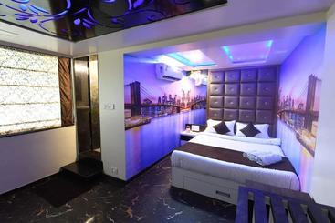 호텔 Panchgani Inn