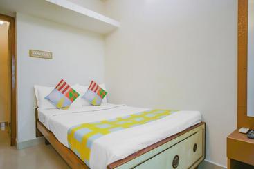 膳宿费 Oyo 76249 Home Shankar Pleasant Stays