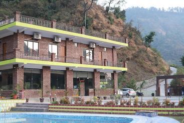 בית מלון כפרי Dream Valley Resort Dehradun