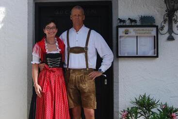 펜션 Landhof Angstl Gästezimmer Und Tagungsraum