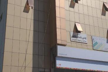 호텔 Oyo 576 Shrooq Albaha