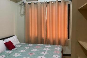 فندق Oyo 724 Paseo Verde At Real Condominium