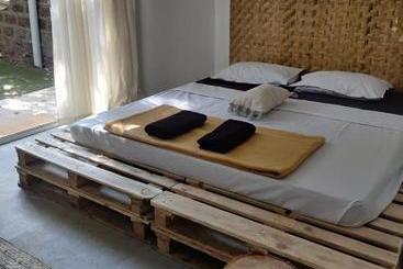 بنسيون White Rooms And Tents, Vagator