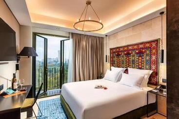 Brown Jlm Mamilla, A Member Of Brown Hotels