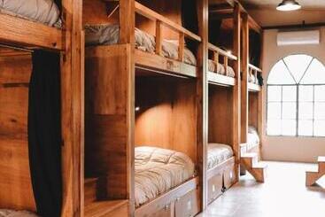 캡슐 호텔 Elena Hostel