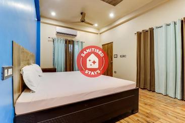 酒店 Spot On 49375 Royal Inn