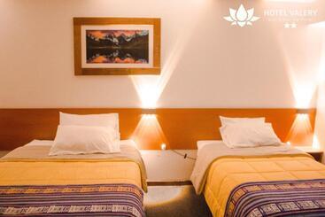 مبيت وإفطار Valery 2 Estrellas