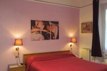 تختخواب و صبحانه Althea Rooms