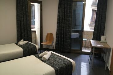 Hostal Levante Barcelona