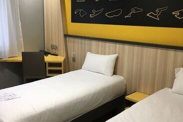 Brit Hotel Le Cottage Le Mans Sud