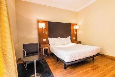 فندق El Exe Almería Centro