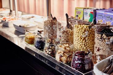 Lindner Hotel Antwerp, Part Of Jdv By Hyatt