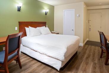 فندق Hôtel Marineau Mattawin