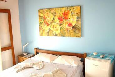 ホテル Pousada Casa Das Rosas