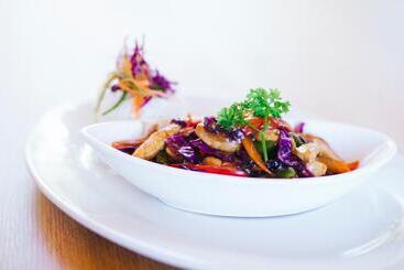 בית מלון כפרי Serenity Island Resort