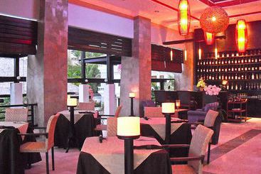 هتل Hillstone Uluwatu Villa