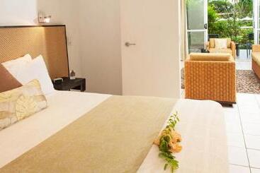 هتل The Terraces Apartments Denarau