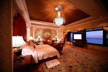 هتل Waldorf Astoria Jeddah  Qasr Al Sharq