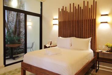 Treehouse Boutique Hotel, An Adults Only Boutique