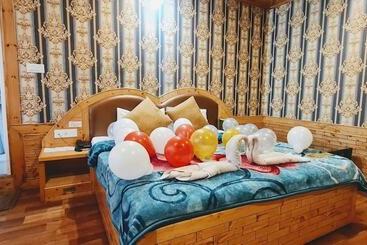 住宿加早餐  Rashal Homes