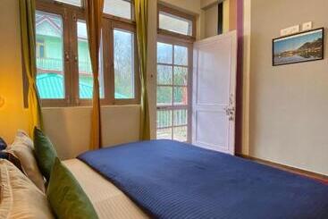 旅馆 The Trippy Tribe