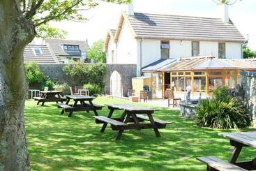 مبيت وإفطار The Old Rectory   Brean