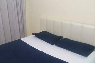 تختخواب و صبحانه Veranera Hostal