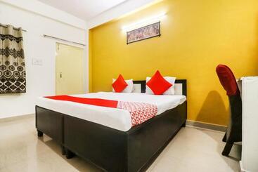 Отель O Virat Inn