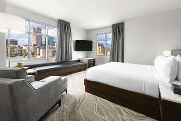 בית מלון כפרי Doubletree By Hilton Tucson Downtown Convention Center