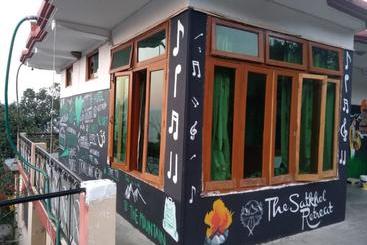 Отель The Satkhol Retreat