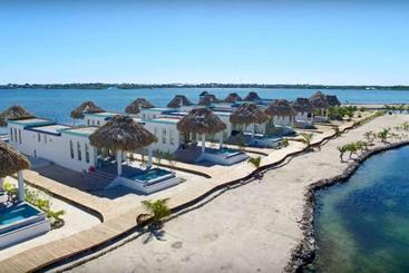 هتل Turtle Island Beach Resort, Trademark Collection By Wyndham