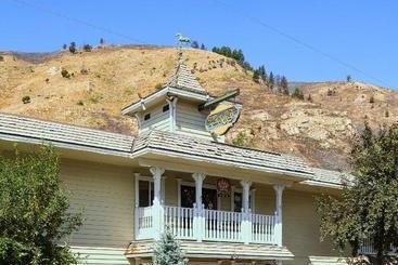 هتل Parkway Inn Of Jackson Hole
