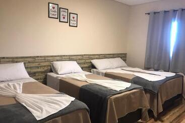 پانسیون Pousada Morada Dos Pássaros