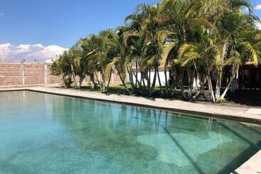 بنسيون Room In Guest Room   Lodging And Camping The Island