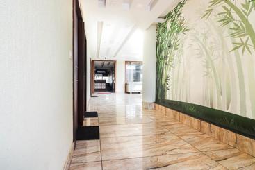 酒店 Oyo 69763 Hisar Inn