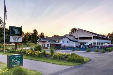 모텔 Sierra Sands Family Lodge