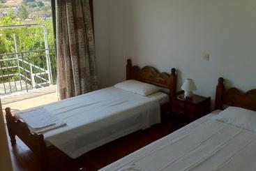 Dimitrakis Apartments