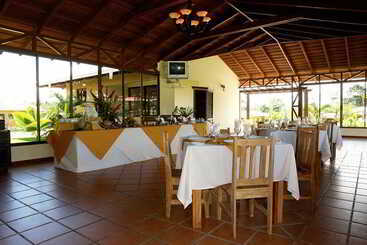 בית מלון כפרי Arenal Manoa Resort & Hot Springs