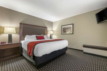 Отель Best Western Plus Ramkota