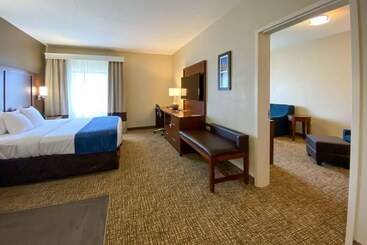 فندق Comfort Inn East Windsor  Springfield