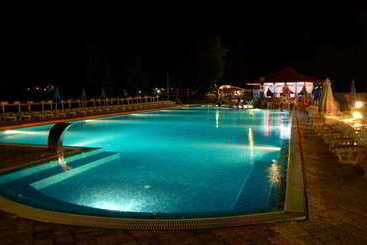 Отель Fregata Amphibia Beach Complex