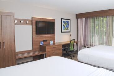هتل Holiday Inn Express South Burlington, An Ihg