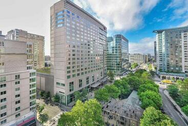 فندق Renaissance Boston Seaport