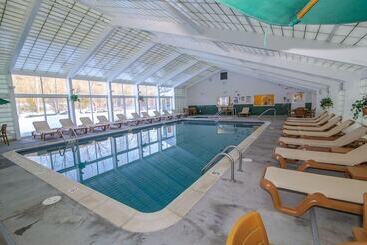 호텔 Rivergreen Resort