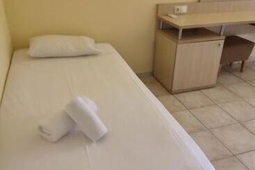 Отель Saint Nicholas